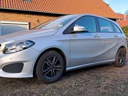 Silber Gebraucht 2017 Mercedes 180 Limousine | 15.359 € (Guter Preis)