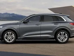 Daytonagrau perleffekt Neu 2025 Audi Q5 S-Line SUV | 64.389 € (Guter Preis)