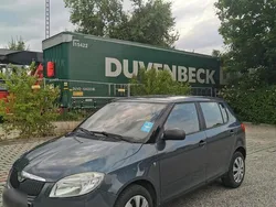 Grau Gebraucht 2009 Skoda Fabia Kleinwagen | 800 € (Superpreis)