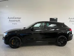 Schwarz Gebraucht 2017 Maserati Levante SUV | 36.750 € (Fairer Preis)