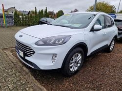 Frostweiß Gebraucht 2021 Ford Kuga Titanium SUV | 25.685 € (Fairer Preis)