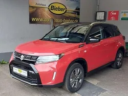 Rot Neu 2025 Suzuki Vitara Comfort SUV | 25.600 € (Fairer Preis)