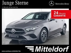 Grau Gebraucht 2024 Mercedes A200 Advanced Kleinwagen | 32.880 € (Teuer)