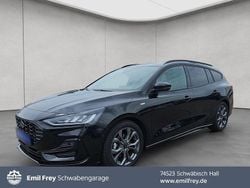 Schwarz Gebraucht 2024 Ford Focus ST-Line X Kombi | 24.555 € (Guter Preis)