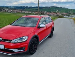 Rot Gebraucht 2018 VW Golf Alltrack Kombi | 17.990 € (Superpreis)