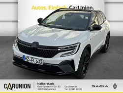 Perlmuttweiß metallic, black pearlschwarz metall Gebraucht 2025 Renault Austral Techno SUV | 40.890 € (Fairer Preis)