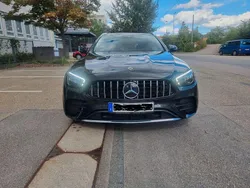 Grau Gebraucht 2023 Mercedes E400 AMG Limousine | 59.000 € (Teuer)