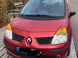 Rot Gebraucht 2004 Renault Modus Van / Kleinbus | 2.000 €