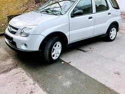 Silber Gebraucht 2004 Suzuki Ignis Kleinwagen | 1.450 €
