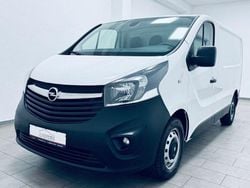 Weiß Gebraucht 2018 Opel Vivaro Van / Kleinbus | 13.685 € (Superpreis)