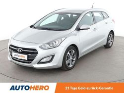 Grau Gebraucht 2017 Hyundai i30 Trend Kombi | 11.660 € (Fairer Preis)