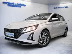 Grau Gebraucht 2024 Hyundai i20 Trend | 24.990 € (Etwas zu teuer)