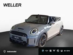 Moonwalk grey (grau) Gebraucht 2021 Mini Cooper S Cabriolet Classic Cabrio | 26.890 € (Guter Preis)