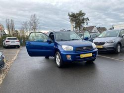 Blau Gebraucht 2003 Toyota RAV4 SUV | 3.500 € (Fairer Preis)