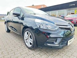 Schwarz Gebraucht 2016 Renault Clio IV LIMITED Limousine | 7.797 € (Fairer Preis)