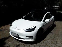 Pearl white multicoat Gebraucht 2021 Tesla Model 3 Standard Range Plus Limousine | 25.970 € (Fairer Preis)