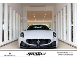 Grigio ciangiante Neu 2025 Maserati Granturismo Coupé | 219.444 €