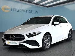 Weiß Gebraucht 2024 Mercedes A180 Limousine | 32.549 € (Teuer)