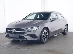 Mountain grey metallic Gebraucht 2024 Mercedes A200 Progressive Limousine | 29.000 € (Guter Preis)