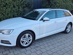 Weiß Gebraucht 2017 Audi A4 Limousine | 15.450 € (Fairer Preis)