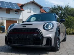 Grau Gebraucht 2023 Mini John Cooper Works Classic Kleinwagen | 34.900 € (Fairer Preis)