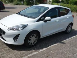 Weiß Gebraucht 2018 Ford Fiesta Trend Kleinwagen | 6.400 € (Fairer Preis)