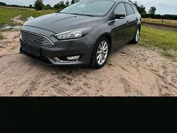 Grau Gebraucht 2016 Ford Focus Kombi | 7.200 € (Fairer Preis)