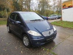 Blau Gebraucht 2008 Mercedes A150 Elegance Van / Kleinbus | 2.900 € (Guter Preis)