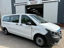 Weiß Gebraucht 2018 Mercedes Vito Van / Kleinbus | 16.541 € (Teuer)
