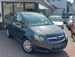 Karbongrau Gebraucht 2012 Opel Zafira Family Van / Kleinbus | 5.490 € (Fairer Preis)