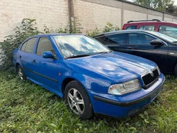 Blau Gebraucht 2000 Skoda Octavia Ambiente Limousine | 550 € (Superpreis)