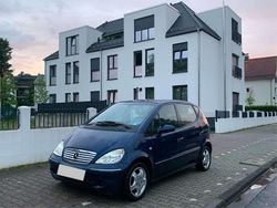 Blau Gebraucht 2002 Mercedes A160 Avantgarde Limousine | 1.499 € (Guter Preis)