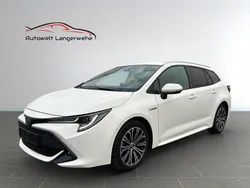 Weiß Gebraucht 2021 Toyota Corolla Limousine | 19.999 € (Fairer Preis)