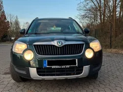 Grün Gebraucht 2011 Skoda Yeti Ambition SUV | 10.800 € (Teuer)