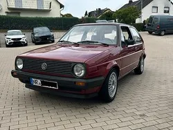 Rot Gebraucht 1984 VW Golf II Kleinwagen | 3.750 €