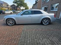Silber Gebraucht 2005 Chrysler 300C Limousine | 9.500 € (Fairer Preis)