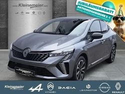Grau Gebraucht 2025 Renault Clio V Techno Limousine | 25.990 € (Teuer)