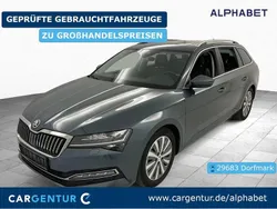 Quarzgrau Gebraucht 2022 Skoda Superb Premium Edition Kombi | 24.107 € (Guter Preis)