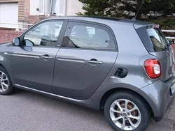 Grau Gebraucht 2019 Smart ForFour Kleinwagen | 15.999 €