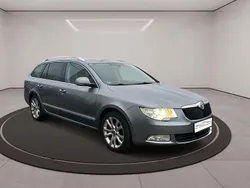 Grau Gebraucht 2010 Skoda Superb Elegance Kombi | 8.990 € (Etwas zu teuer)