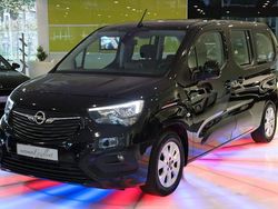 Schwarz Gebraucht 2020 Opel Combo Life XL Van / Kleinbus | 15.950 € (Guter Preis)