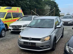 Silber Gebraucht 2015 VW Polo Comfortline Limousine | 4.800 € (Fairer Preis)