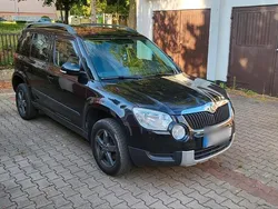 Grau Gebraucht 2013 Skoda Yeti SUV | 5.300 € (Fairer Preis)