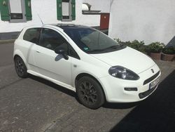 Weiß Gebraucht 2013 Fiat Punto Kleinwagen | 6.990 €