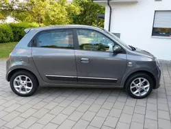 Grau Gebraucht 2016 Renault Twingo Luxe Kleinwagen | 7.980 € (Fairer Preis)