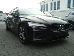 Schwarz Gebraucht 2021 Volvo V60 R-Design Kombi | 24.900 € (Superpreis)
