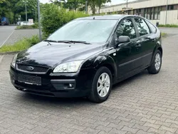 Schwarz Gebraucht 2006 Ford Focus Limousine | 3.650 € (Etwas zu teuer)