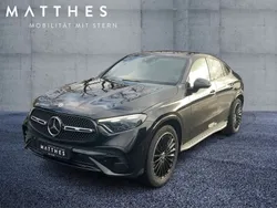 Obsidianschwarz metalliclack (metallic) Gebraucht 2024 Mercedes GLC300 AMG Coupé | 65.390 € (Superpreis)