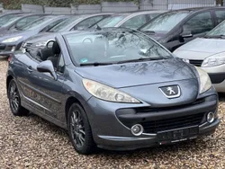 Grau Gebraucht 2007 Peugeot 207 CC Filou Cabrio | 2.000 € (Guter Preis)