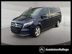 Cavansitblau metallic Gebraucht 2021 Mercedes V250 Van / Kleinbus | 44.400 € (Fairer Preis)